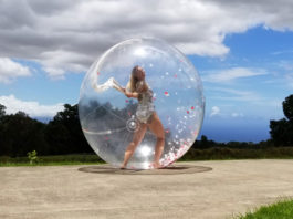 bubble performer