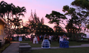 strolling tables maui